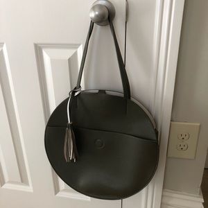 Anthropologie circle tote- olive green